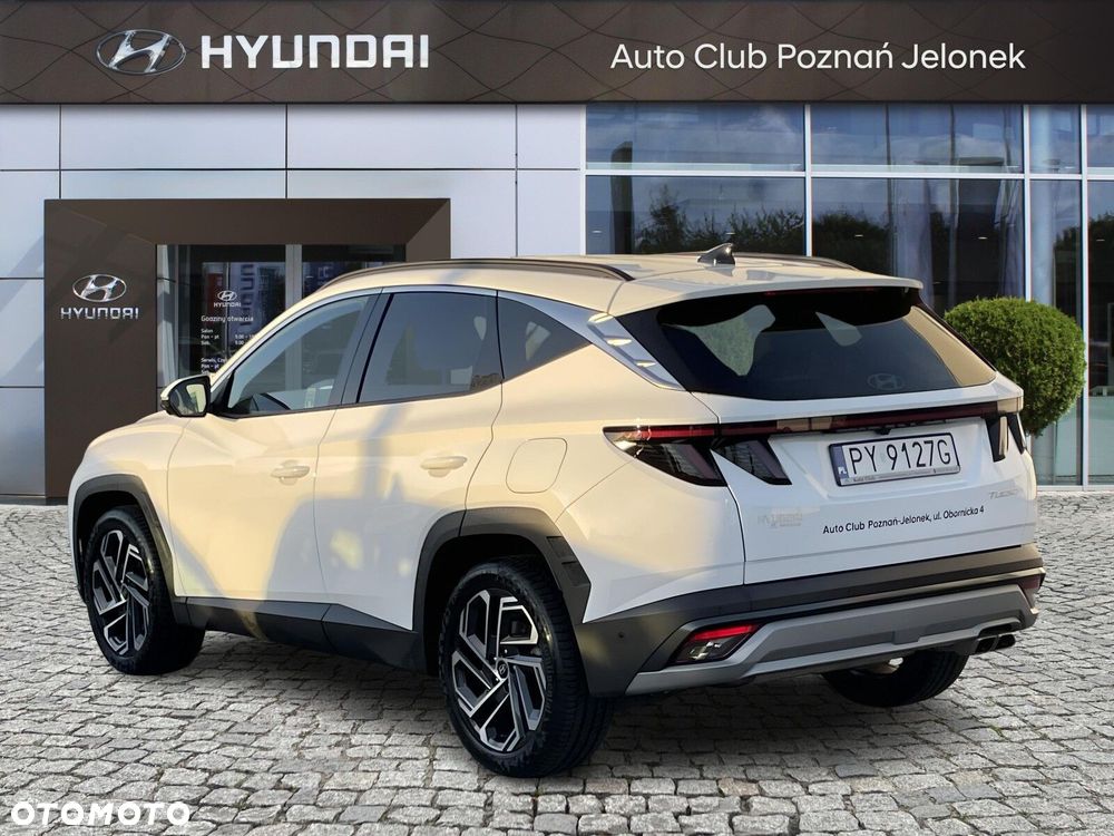 Hyundai Tucson - 4