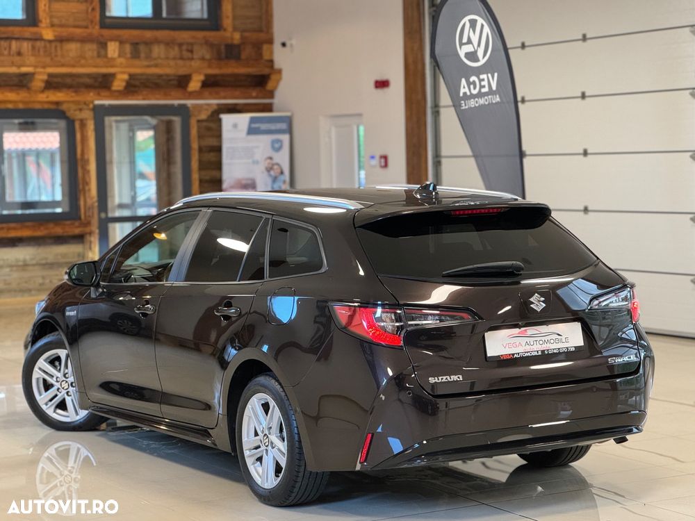 Suzuki Swace 1.8 Hybrid CVT Comfort+ - 4