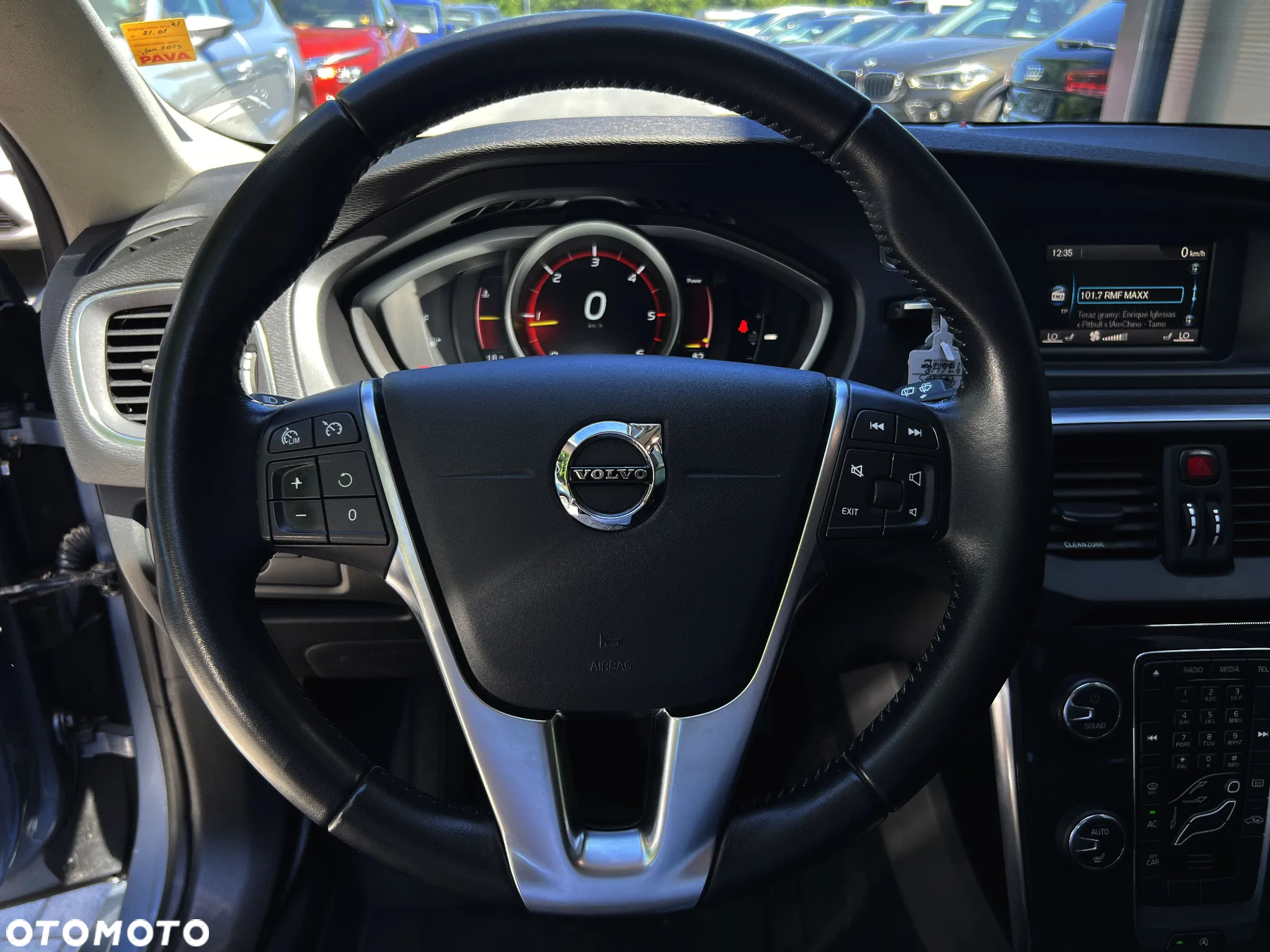 Volvo V40 - 26