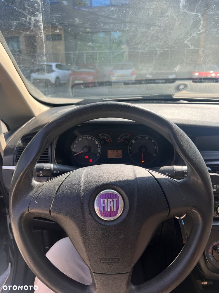 Fiat Linea 1.4 Dynamic - 8