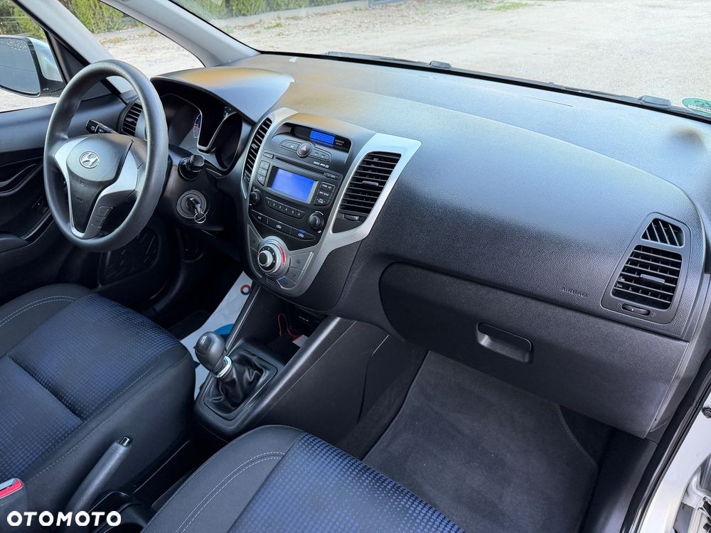 Hyundai ix20 1.4 CRDi Premium - 24