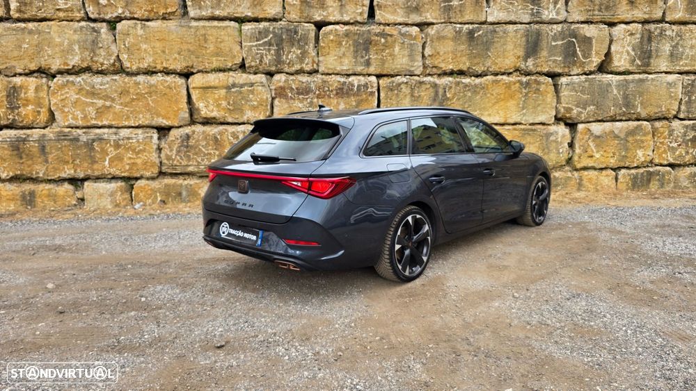 Cupra Leon ST 1.4 e-Hybrid MID DSG - 2