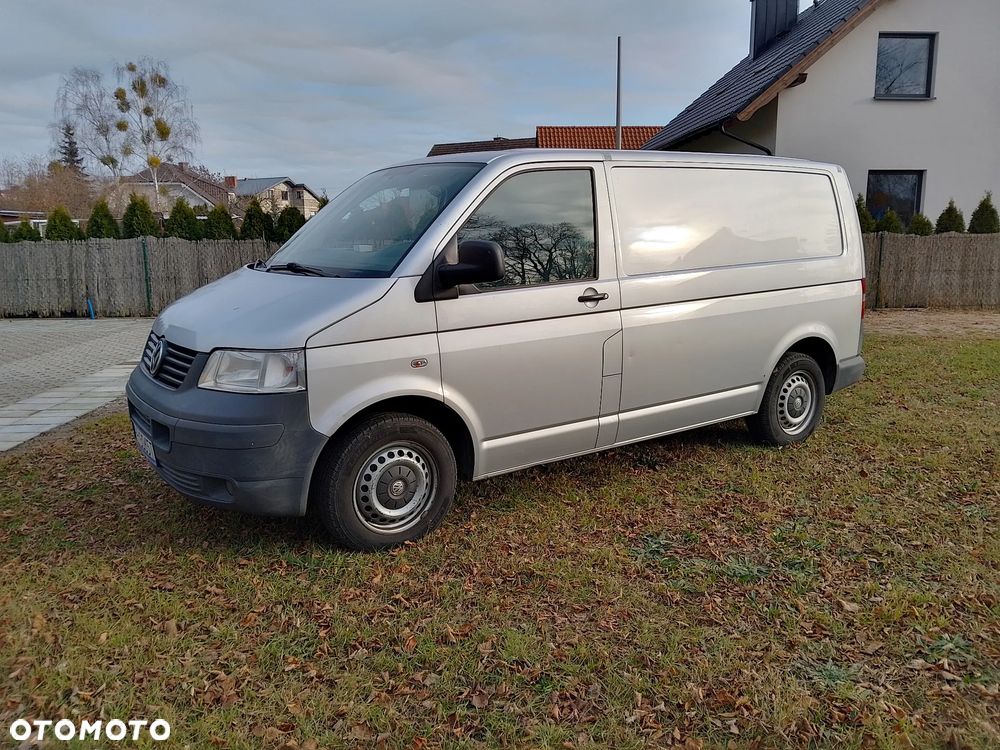 Volkswagen Transporter T5 - 1