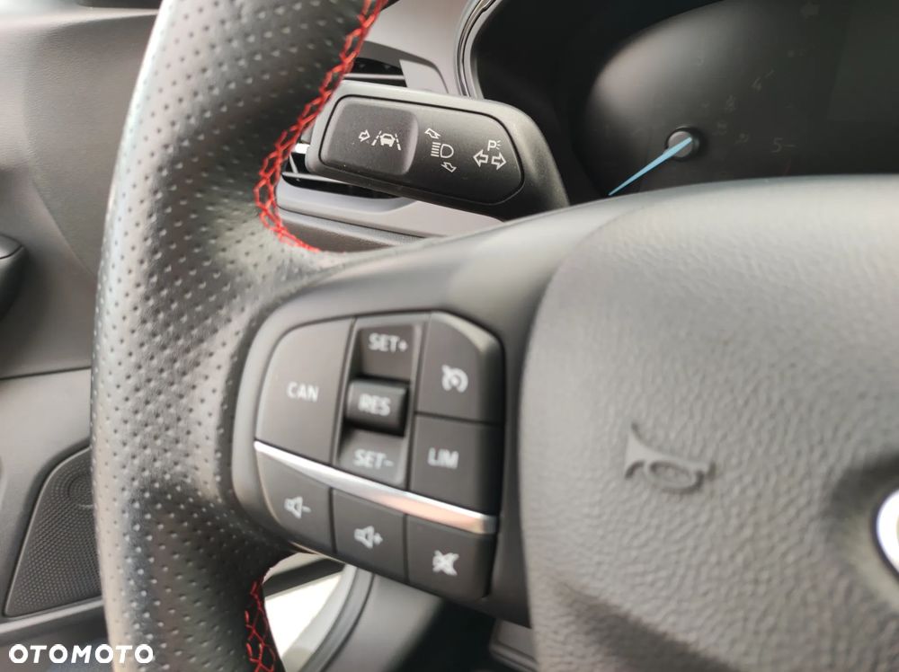 Ford Focus 1.5 EcoBlue ST-Line - 24