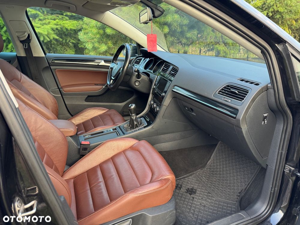 Volkswagen Golf - 14