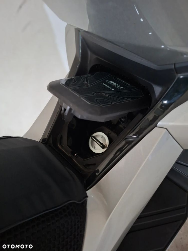 Honda ADV350 - 14