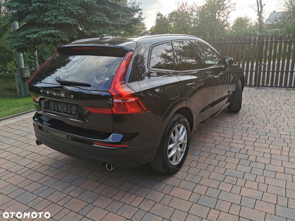 Volvo XC 60 B4 D AWD Geartronic Momentum Pro - 9
