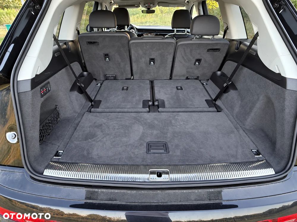 Audi Q7 - 9