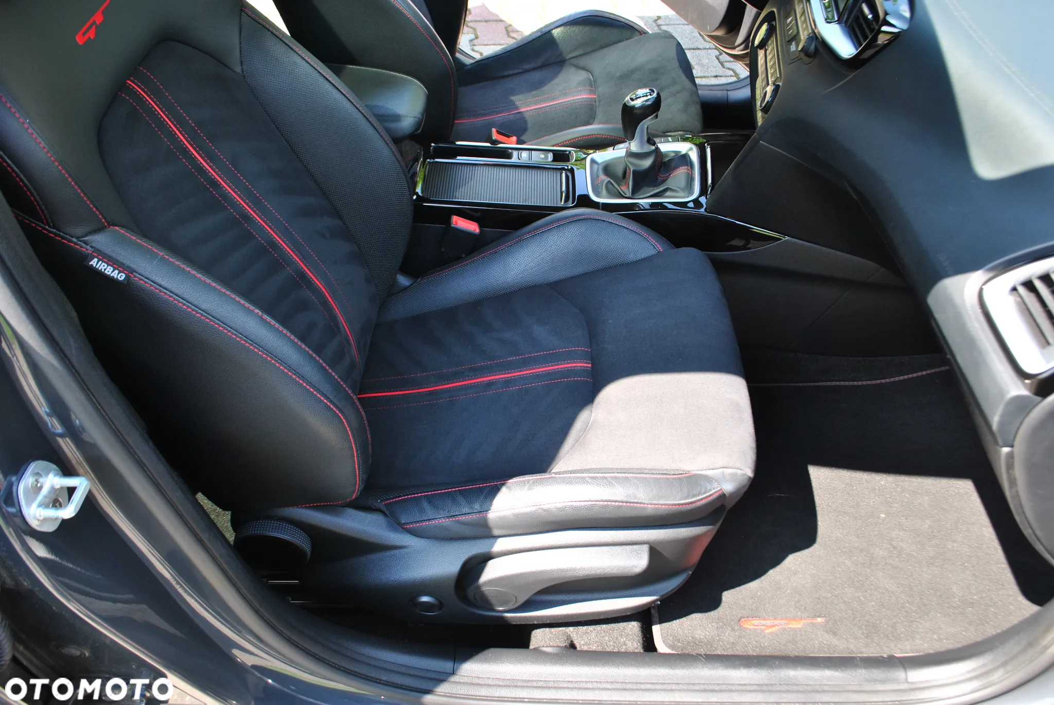 Kia ProCeed 1.6 T-GDI GT - 28