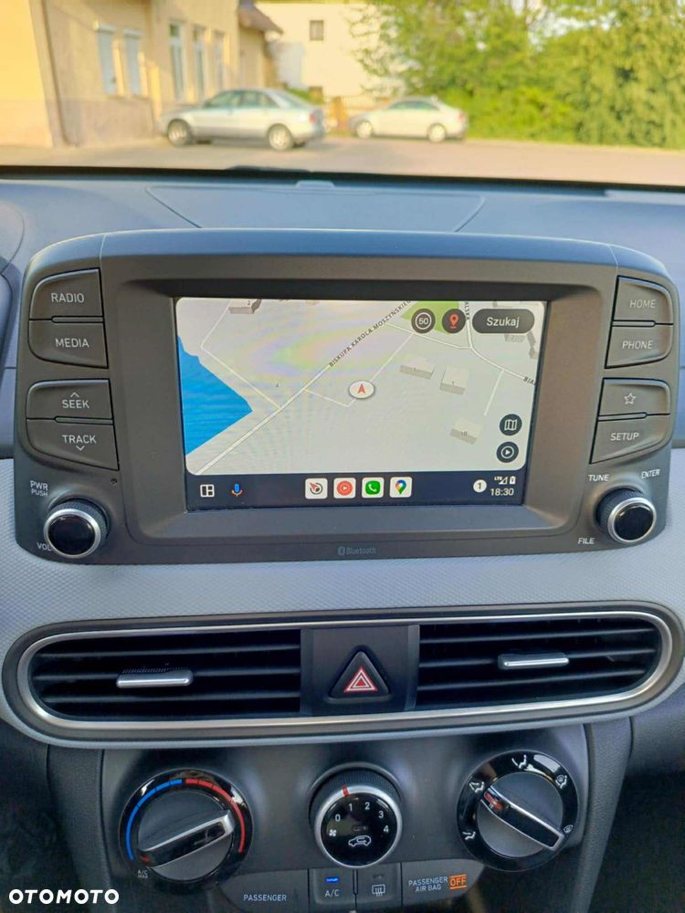 Hyundai Kona - 11