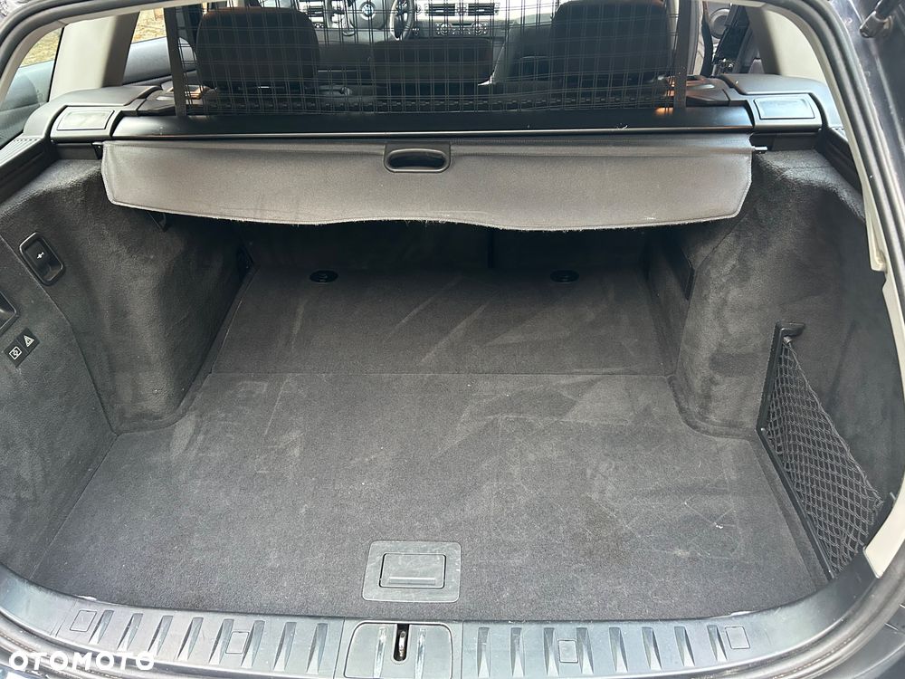 BMW Seria 3 318d - 9