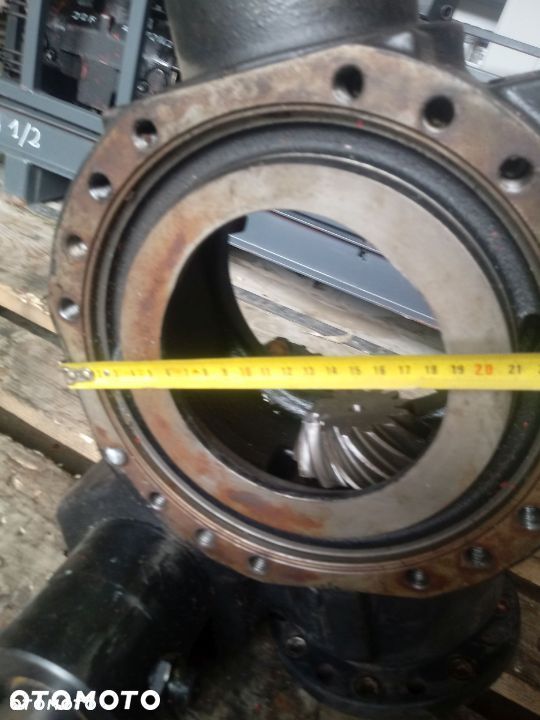 Dyferencjał Dana Spicer 357-211-236-882 13/32 Clark Hurth Wkład Koło talerzowe Wałek ataku Przekładnia zębata Mechanizm różnicowy Dyfer Atak Satelity Oś Most napędowy Manitou New Holland Claas Dieci Matbro - 9