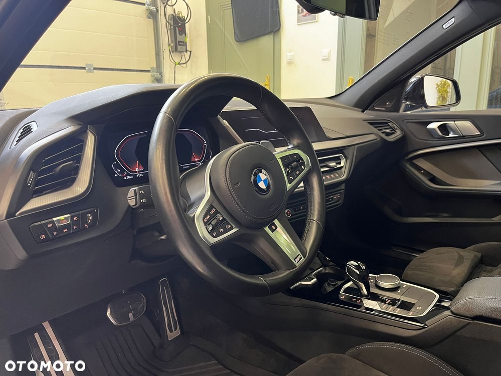BMW Seria 1 M135i xDrive Edition Colorvision - 11