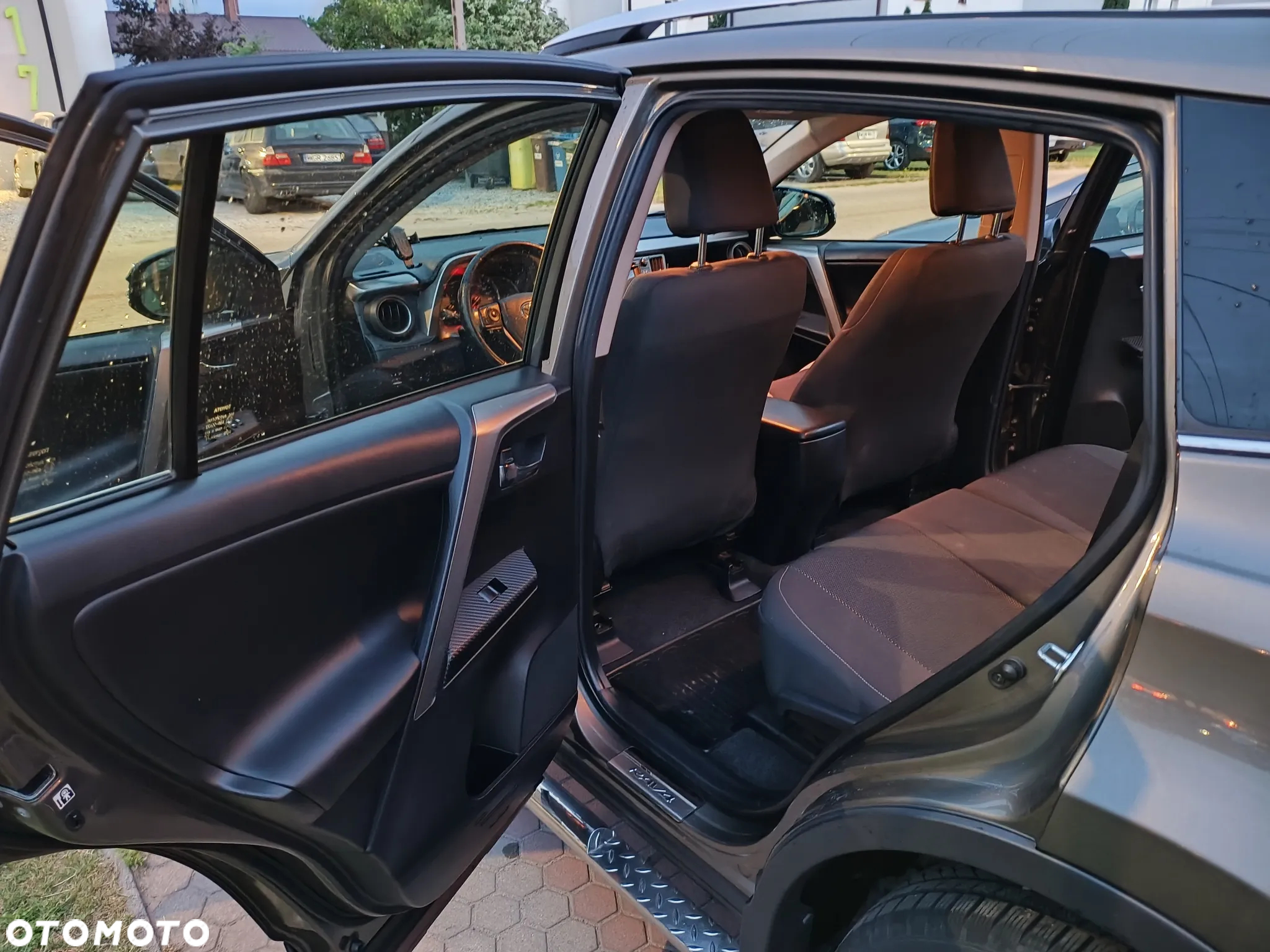 Toyota RAV4 2.0 D-4D Premium 4x2 - 12