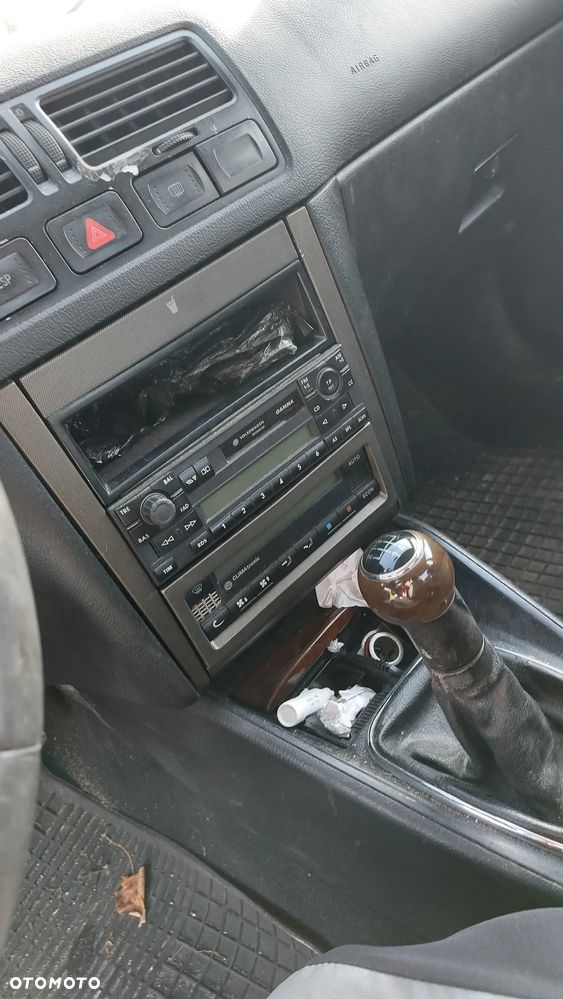 VW bora 2,0 b 1,9 d na części sedan kombi drzwi szyba lusterko błotnik silnik skrzynia rozrusznik itp - 13