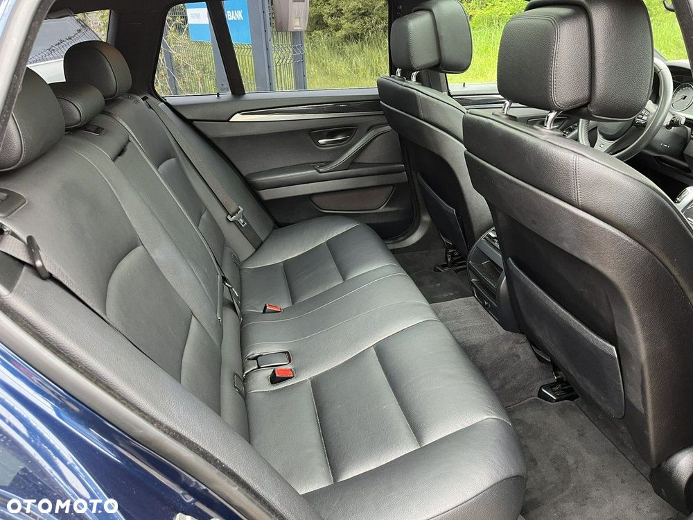 BMW Seria 5 535d Touring - 26