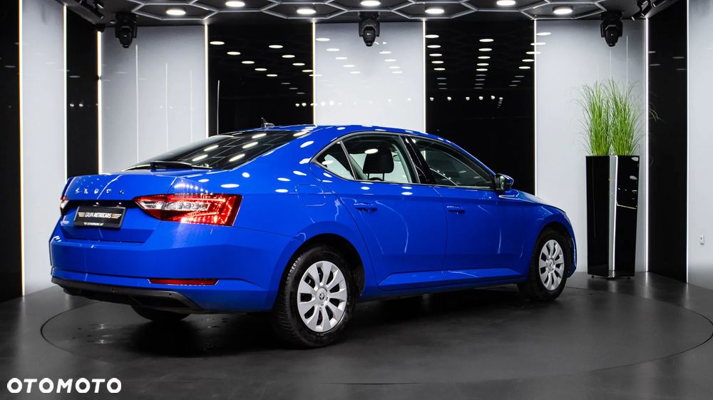 Skoda Superb 2.0 TDI SCR Ambition - 7
