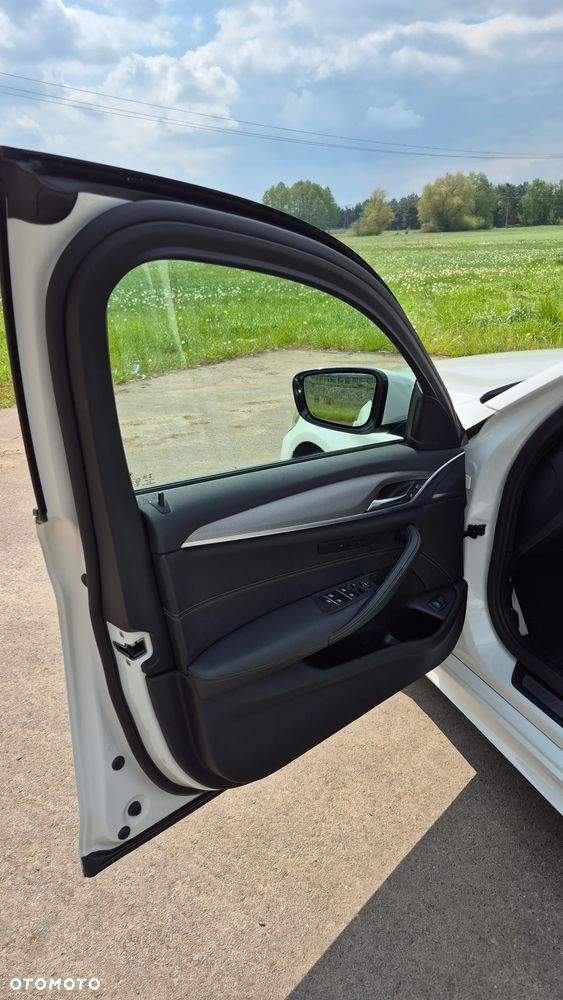 BMW Seria 5 - 23