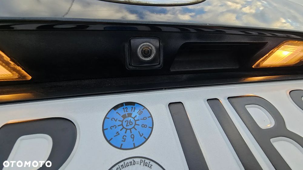 Kia Ceed SW 1.6 CRDi Platinum Edition - 22