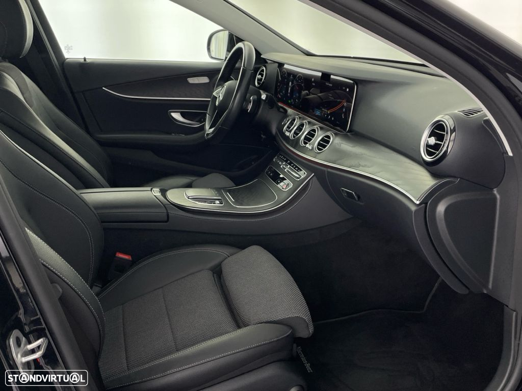 Mercedes-Benz E 300 de AMG Line - 23