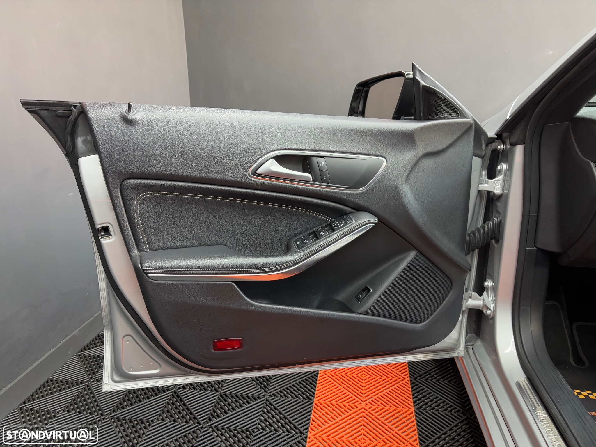 Mercedes-Benz CLA 200 CDi Aut. - 34