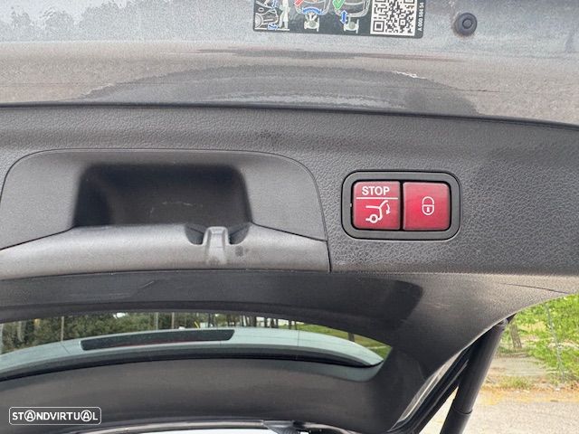 Mercedes-Benz GLE 350 de 4Matic - 23