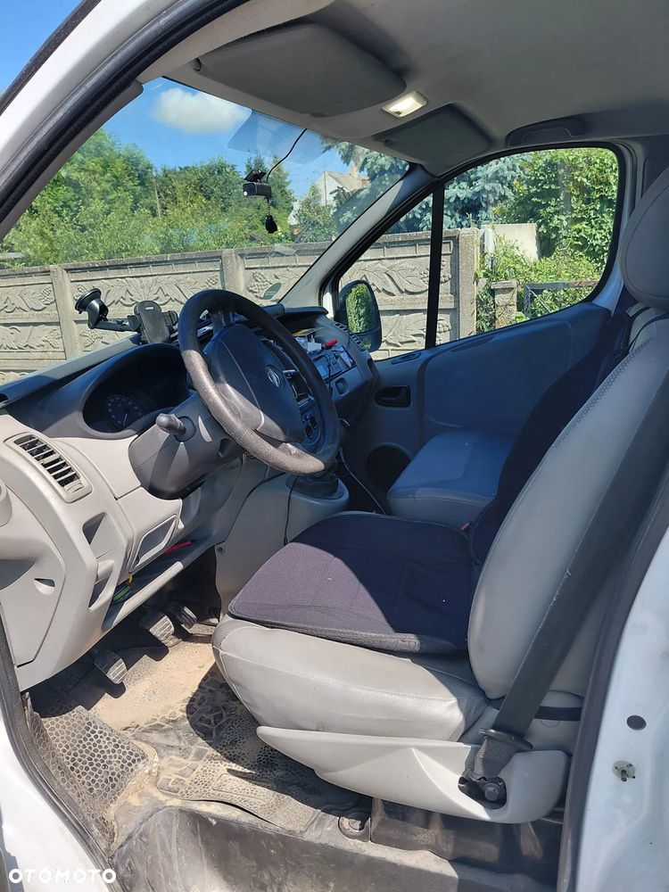 Opel Vivaro - 6