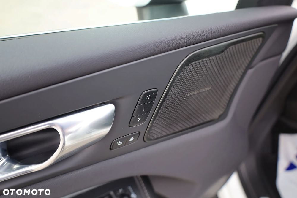 Volvo XC 60 T6 AWD Plug-In Hybrid Inscription - 39