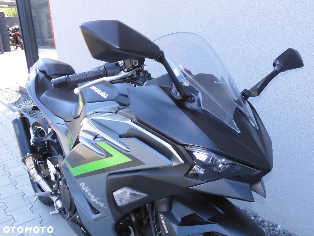 Kawasaki Ninja 500 - 3