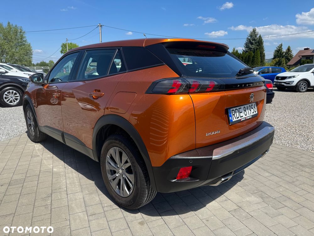 Peugeot 2008 1.2 PureTech Active S&S EAT8 - 9