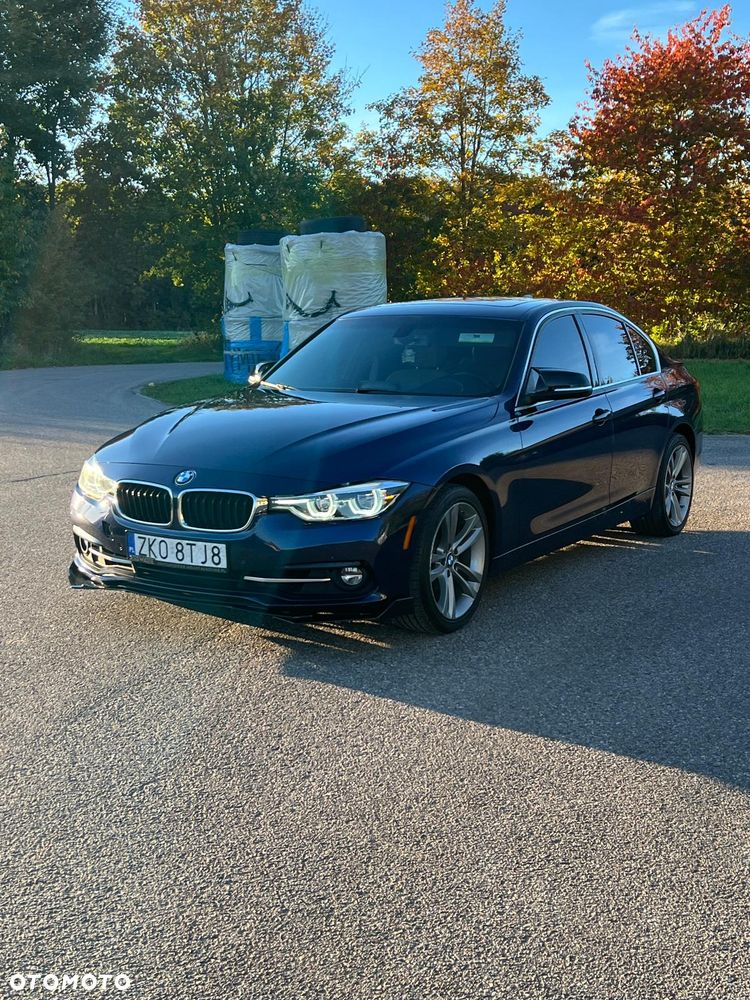 BMW Seria 3 330i Sport Line - 1
