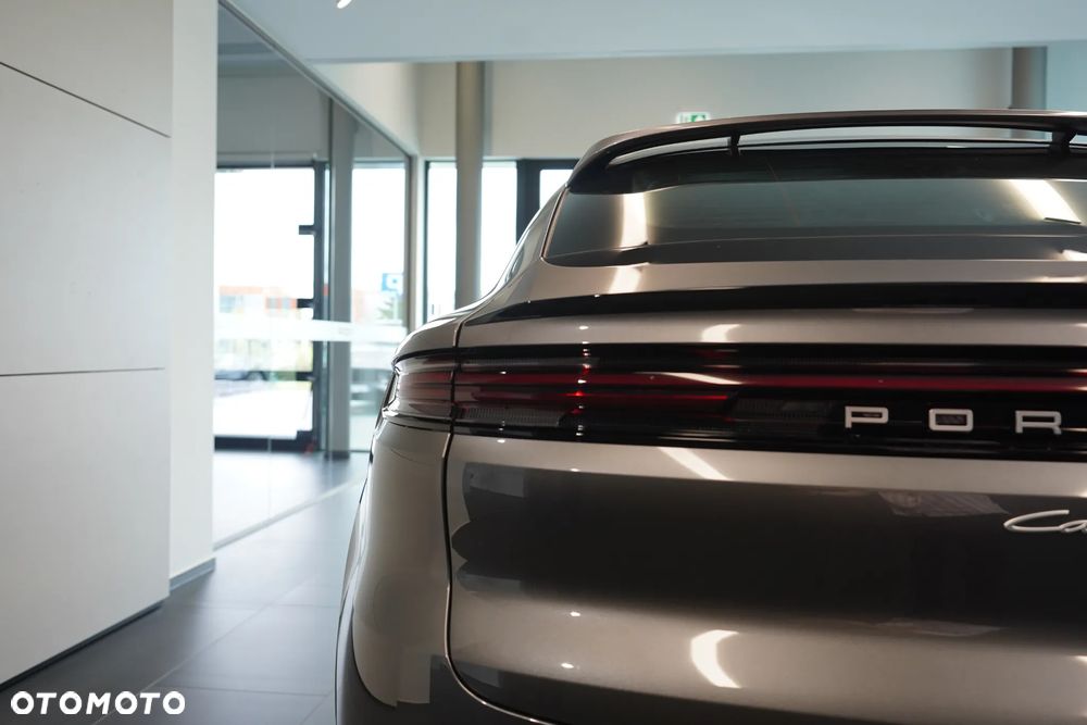 Porsche Cayenne Coupe S - 35