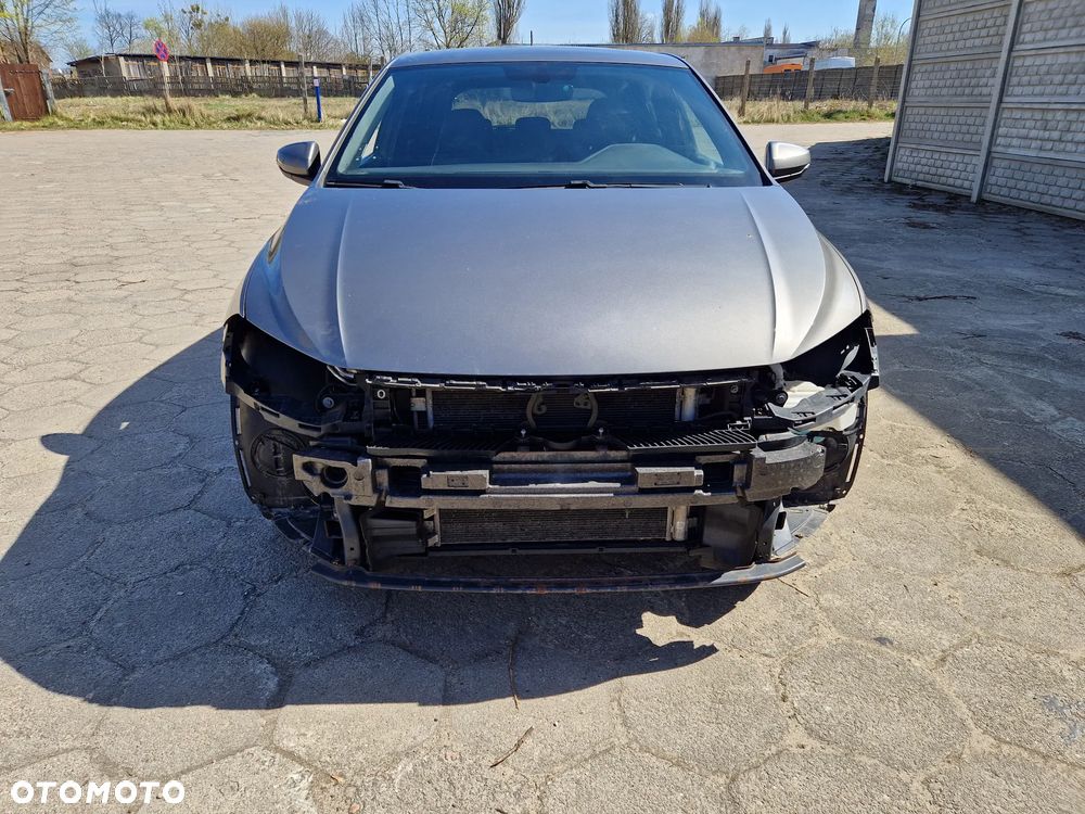 Volkswagen Polo 1.5 TSI Highline DSG - 2
