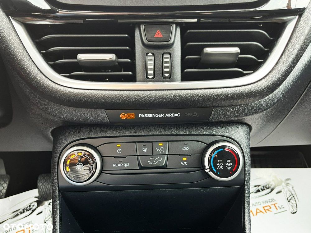 Ford Fiesta 1.1 S&S TREND - 21