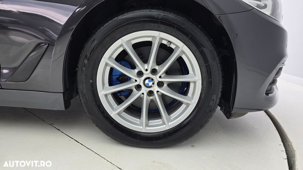 BMW Seria 5 - 23
