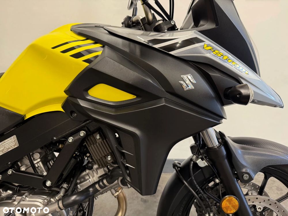 Suzuki V-STROM - 30