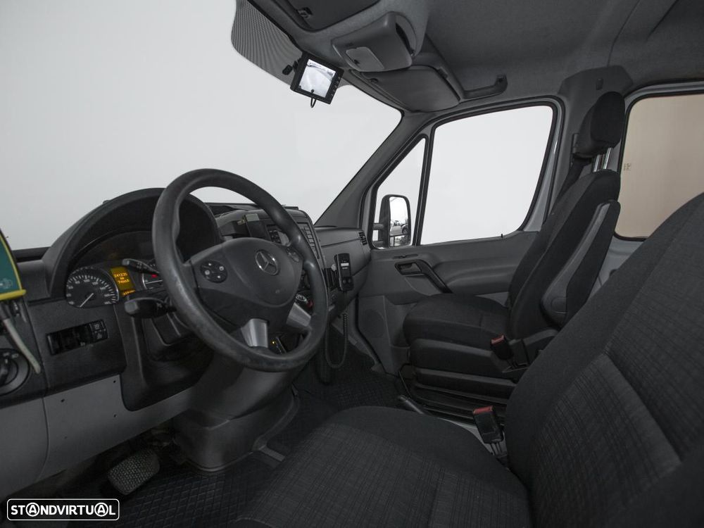 Mercedes-Benz Sprinter 2.1 316 CDI Auto 6Lugares c/iva - 8