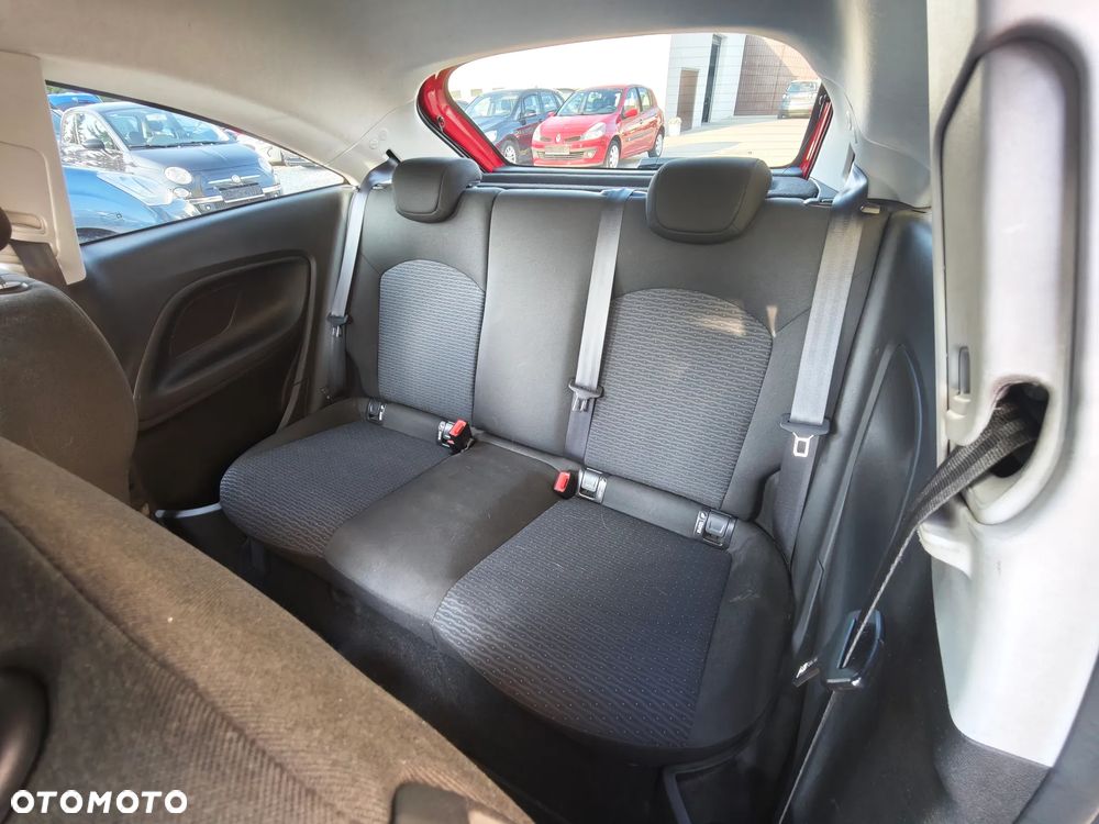 Opel Corsa 1.2 drive - 23