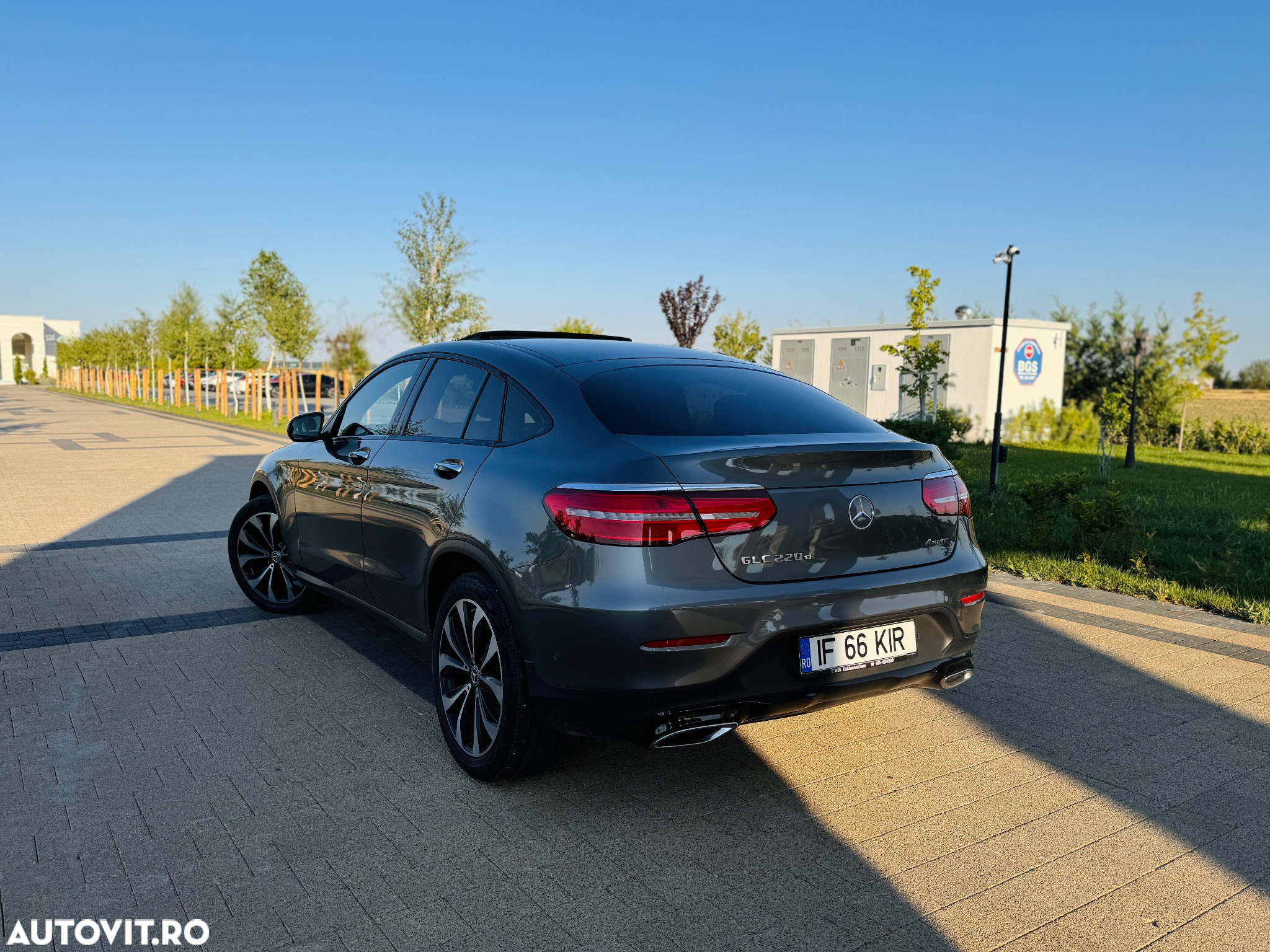 Mercedes-Benz GLC 220 d 4Matic 9G-TRONIC Exclusive - 8