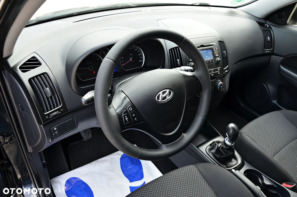 Hyundai i30 1.4 Classic + EU5 - 29