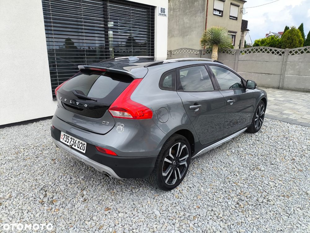 Volvo V40 D3 Momentum - 6