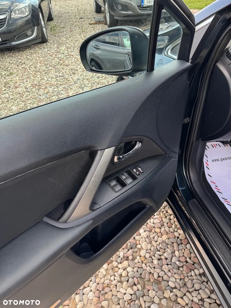 Toyota Avensis 2.0 D-4D Premium - 10