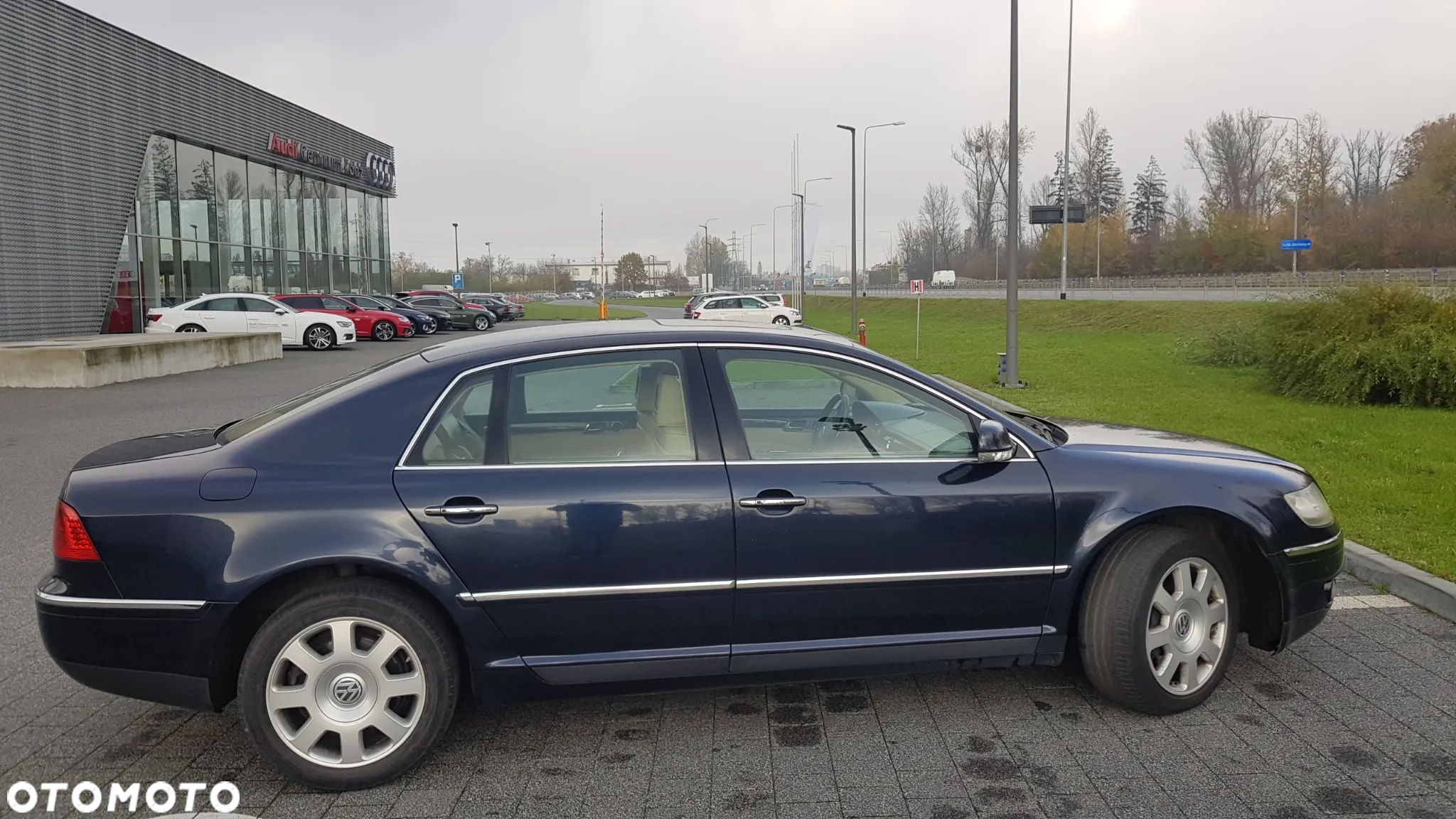 Volkswagen Phaeton 5.0 V10 TDI 4MOTION langer Radstand Autom (4 Sitzer) - 1