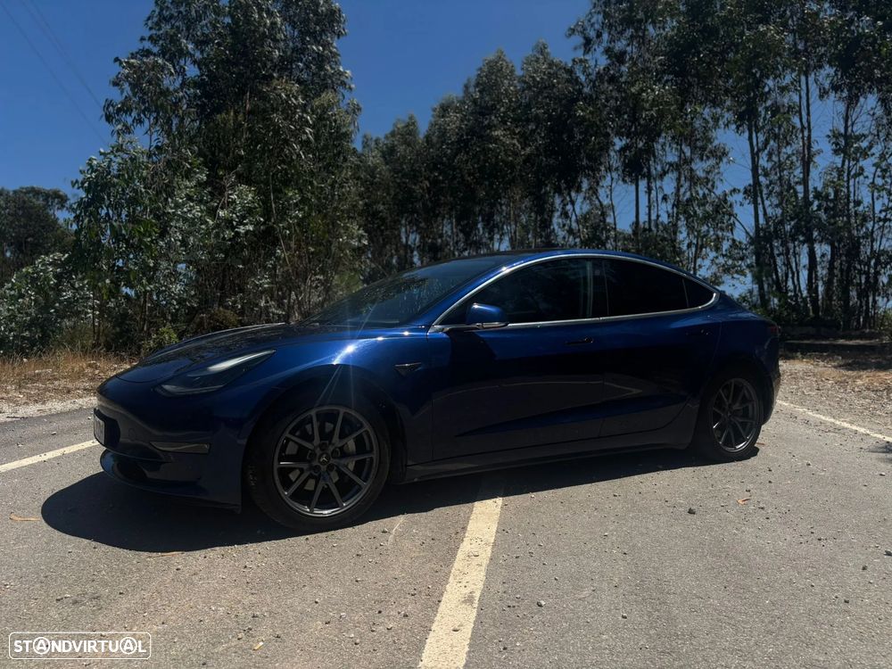 Tesla Model 3 Standard Range Plus RWD - 1
