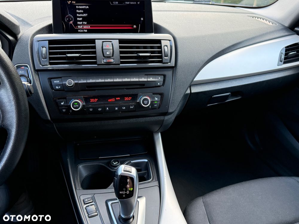 BMW Seria 1 116d - 14