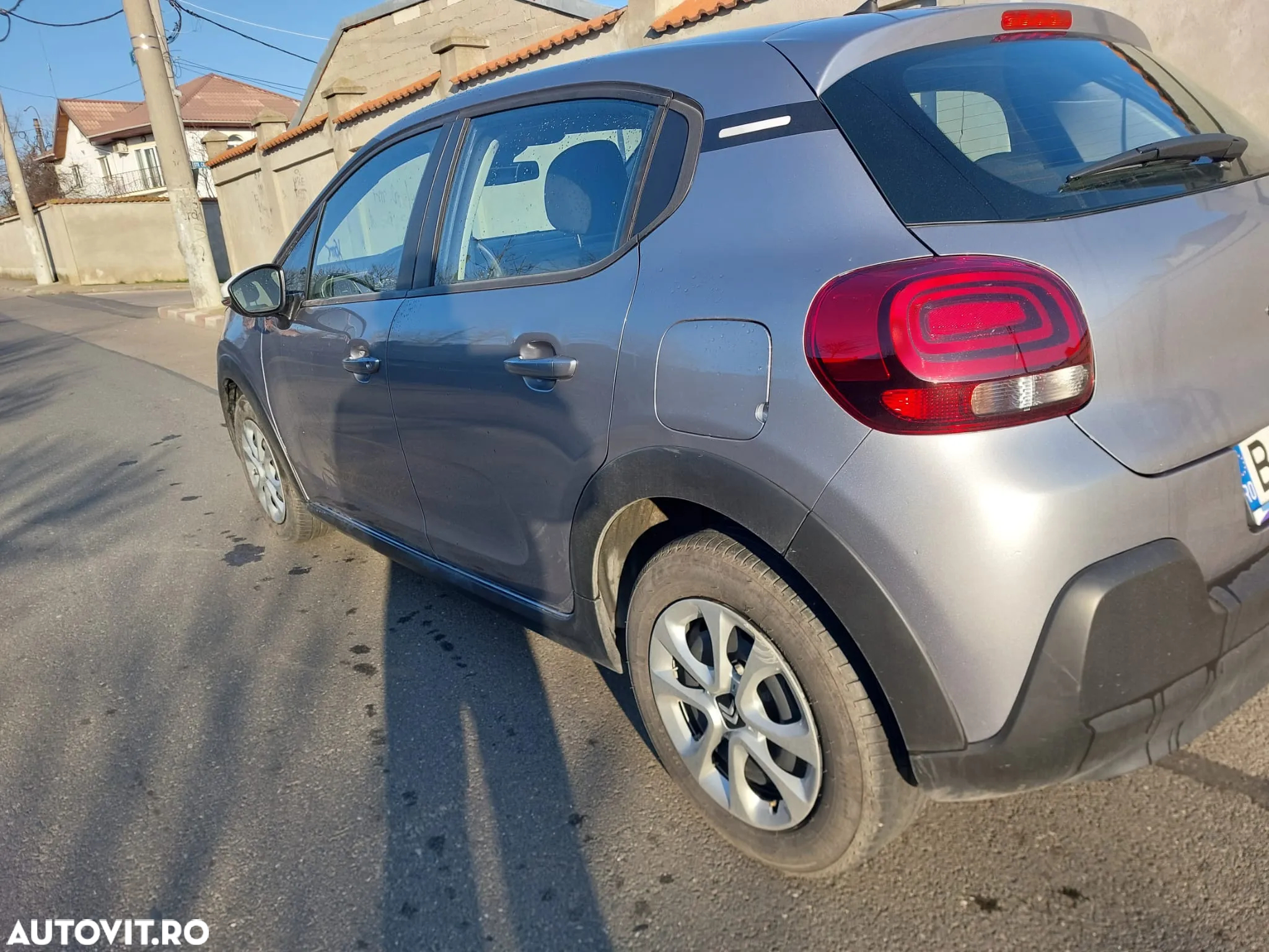 Citroën C3 1.2 PureTech 83 S&S BVM5 PLUS - 8