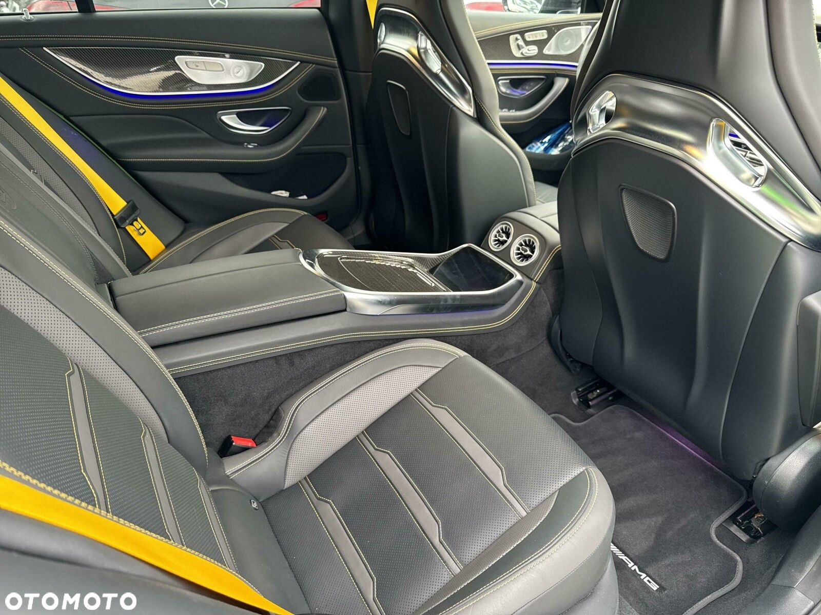 Mercedes-Benz AMG GT - 22