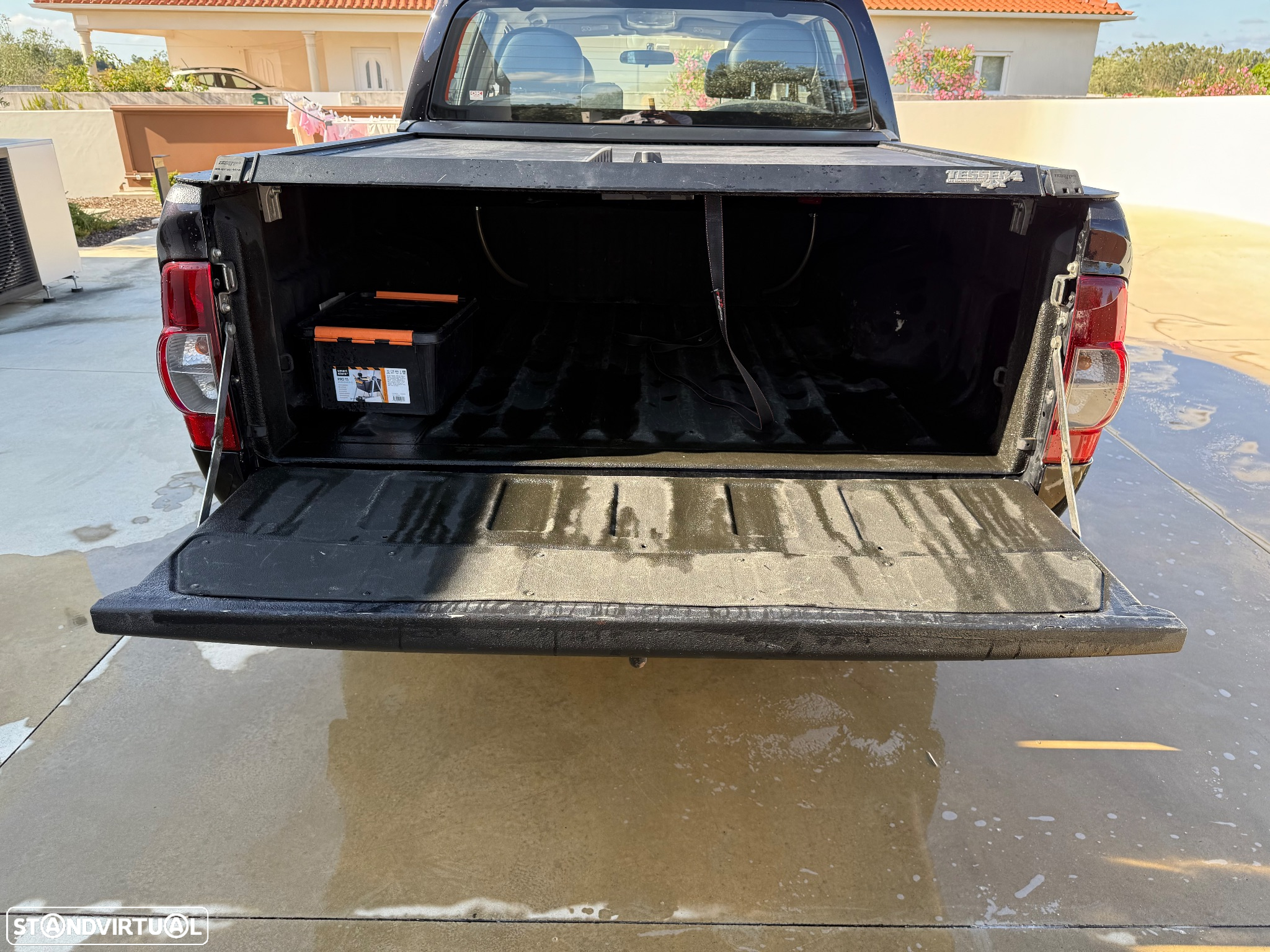Isuzu D-Max 2.5 DTi CD 4WD LS - 31