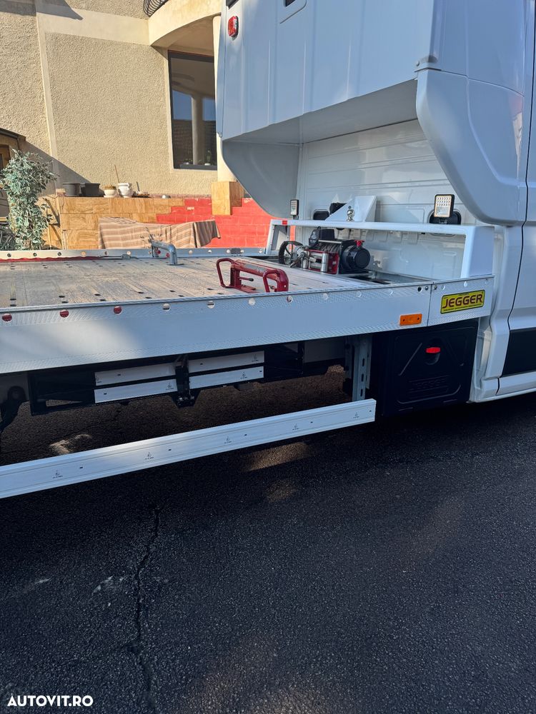 Volkswagen Crafter - 10