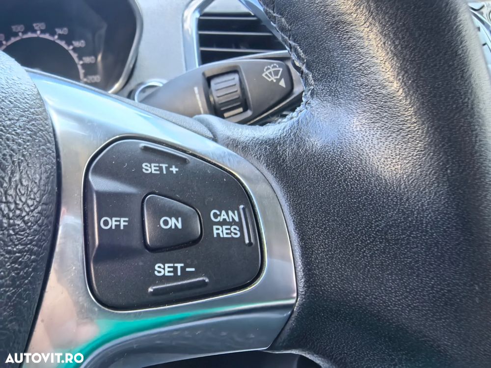 Ford EcoSport 1.0 EcoBoost Titanium - 15